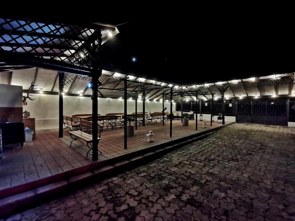 فندق Casa Sasului بازنا المظهر الخارجي الصورة